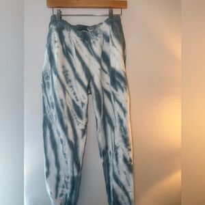 Good American Blue and White Tie-Dye Joggers